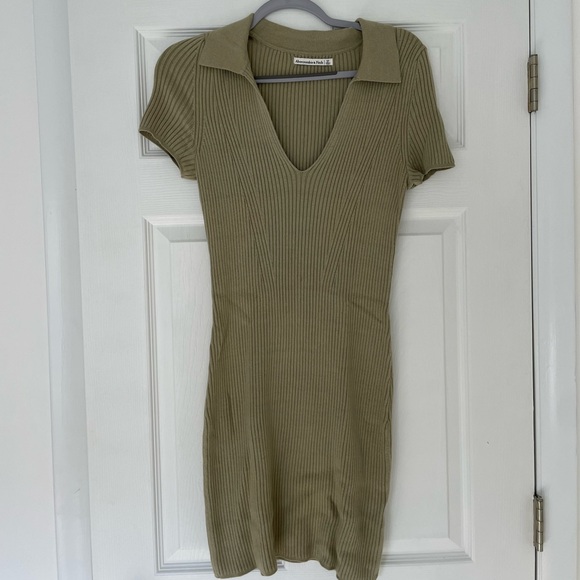 Green tapered Abercrombie sweater dress, SMALL TALL - Picture 1 of 4